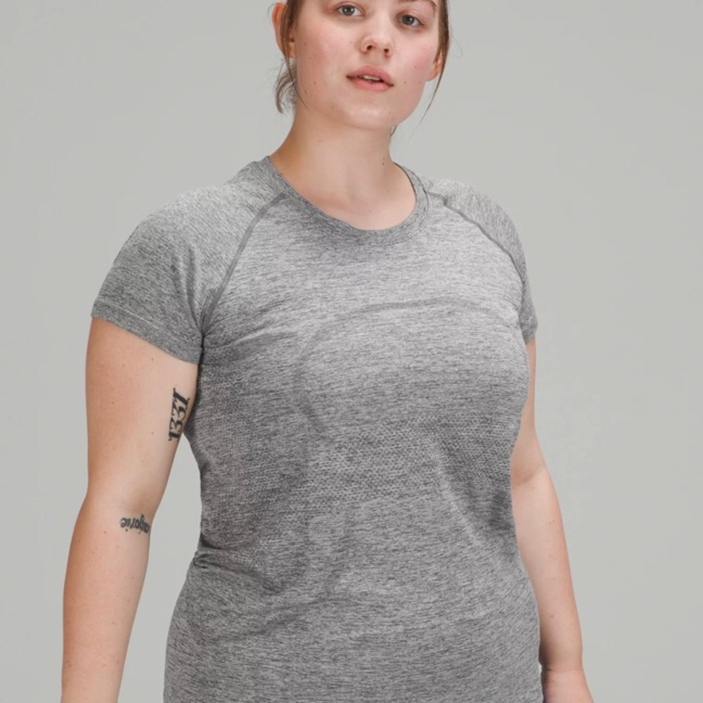 Lululemon grey swiftly tech 2.0 regular length size 6